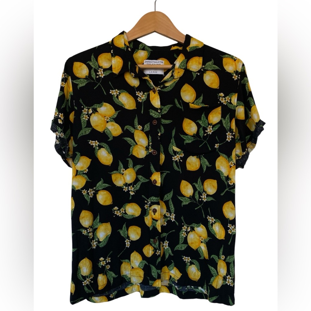 Androgynous Fox “The Zinger” short sleeve button up shirt
